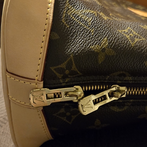 Authentic Beautiful EUC Louis Vuitton Alma Brown Monogram Bag WITH Dust Bag - Picture 6 of 12